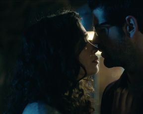 Carol Rovira naked - Presunto Culpable s01e02-05 (2018)