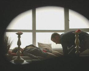 Tirra Dent, Lesli Brownlee nude - Glass (2015)