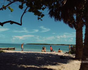 Alexa Demie nude - Waves (2019)