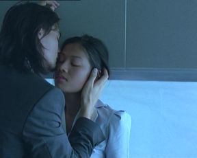 Porntip Papanai nude - Ploy (2007)