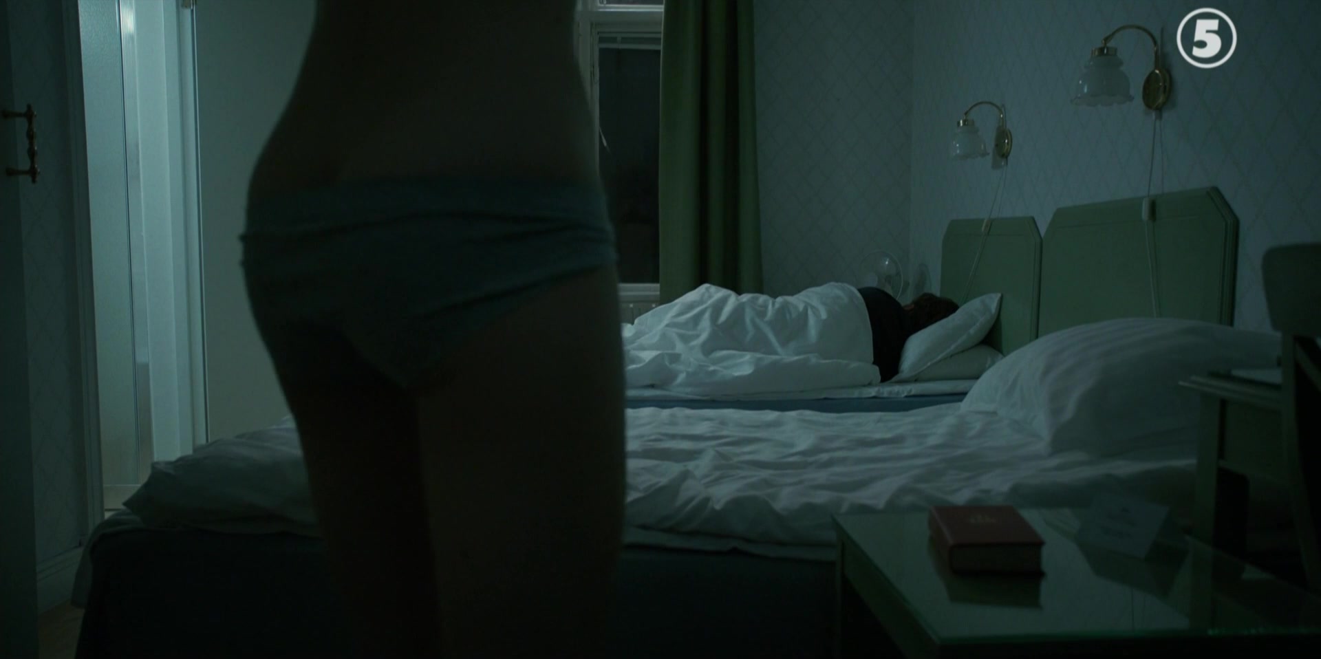 Louise Peterhoff nude - Det som goms i sno (2018) (Season 1, Episode 2) .