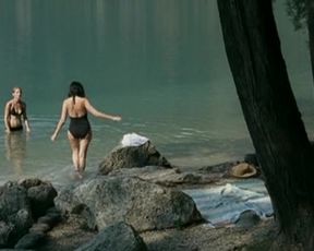 Antonia Liskova, Maria de Medeiros - Riparo (2007)