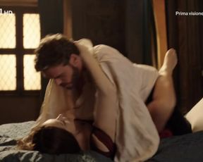 Annabel Scholey - Medici Masters of Florence s01e06 (2016) Nude movie scene