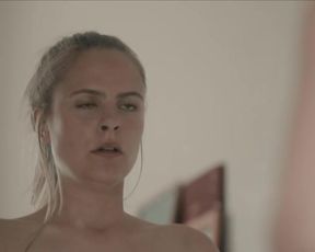 Mille Mikie Hansen naked - Ellen (2017)