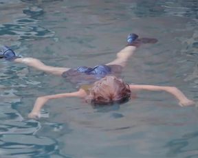 Arielle Dombasle nude, Zoe Le Ber, Laetitia Carrere, Caroline Chaspoul naked - Alien Crystal Palace (2018)