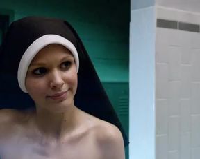 Uncredited Nude - Harold and Kumar - A Very Harold and Kumar 3D Christmas (US 20