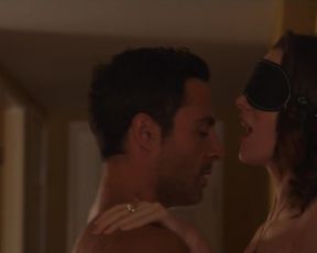 Ashlynn Yennie nude - Submission_s01e04 (2016)