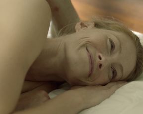 Alyssa Sutherland - The Mist s01e05 (2017) Naked sexy video