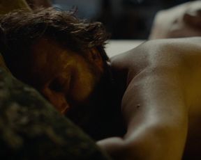 Severija Janusauskaite, Sophie Pfennigstorf - Babylon Berlin s01e04 (2017) Naked "topless" scene