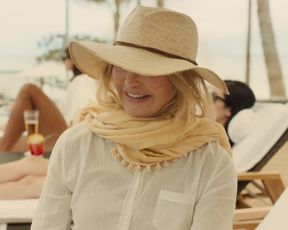 Amy Schumer - Snatched (2017) celeb naked