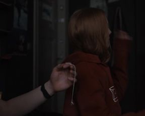 Gina Alice Stiebitz nude - Dark (2017) (Season 1, Episode 9)