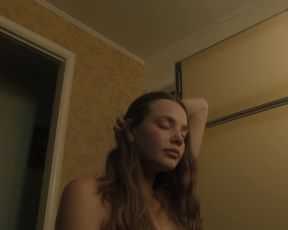 Kristine Froseth naked - The Truth About the Harry Quebert Affair (2018) (Season 1, Episode 9)