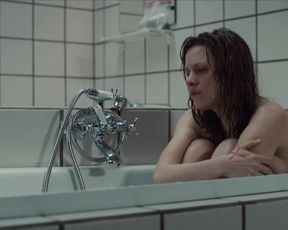 Veerle Baetens - Tabula Rasa s01 (2017) Сut scene