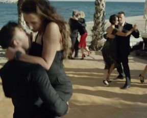 Aleksandra Poplawska – Kobiety Mafii s01e05 (2018) Naked actress in a TV movie scene