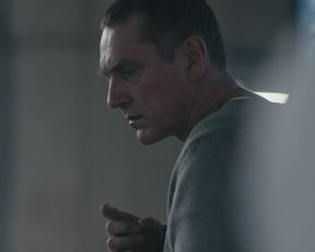 Kerli Kylloneno - Bordertown s01e01-02 (2016) Сut naked video