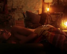 Karin Hanczewski naked - Lotte (2016)