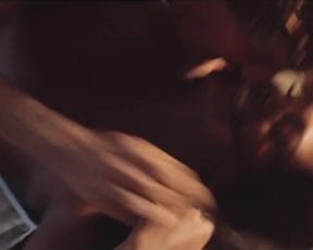 Waleska Freitas nude - Dois Irmaos (2017) (Season 1, Episode 3)