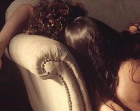 Waleska Freitas nude - Dois Irmaos (2017) (Season 1, Episode 3)