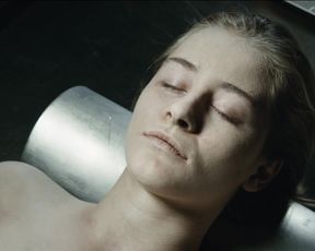 Helena Siegmund-Schultze nackt - Der Kriminalist (2017) (Season12,Episode4)