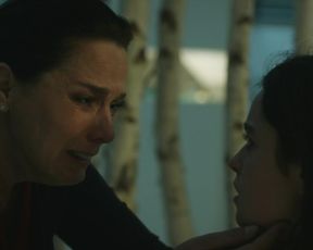 Rosabell Laurenti Sellers - Spides s01e07 (2020) Nude TV movie scene