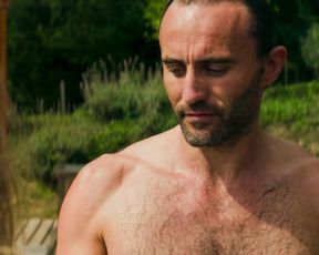 Julia Dietze - 5 Frauen (2016) Naked actress in a TV movie scene