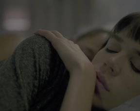 Carla Salle - Onisciente s01e04 (2020) Nude movie scene