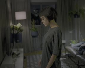 Carla Salle - Onisciente s01e04 (2020) Nude movie scene