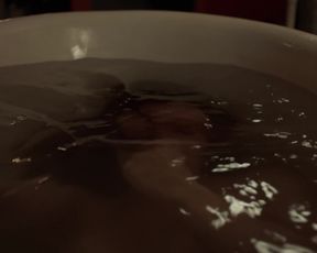 Elodie Frege nude - La main du mal  (2016) (Season1, Episode1)