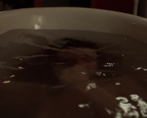 Elodie Frege nude - La main du mal  (2016) (Season1, Episode1)