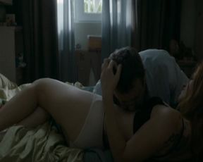 Maria-Victoria Dragus, Malina Manovici - Bacalaureat (2016) Naked actress in a "topless" scene