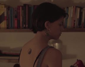 Angela Vazquez - Un inocente relato (2019) Hot nude scene