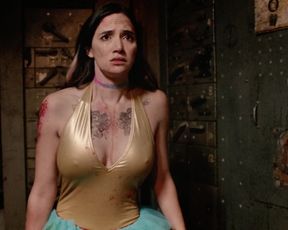 Sara Malakul Lane - Halloween Pussy Trap Kill Kill (2017) Hot film scene