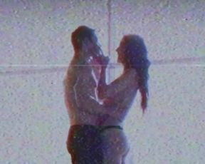 Lola Viande - A Crash Mid Flight (2017) Nude sexy video