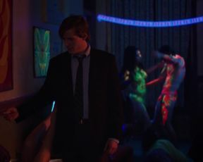 Genevieve Angelson, Ema McKie, & other actresses - Good Girls Revolt s01e05 (2016) Naked sexy scenes.