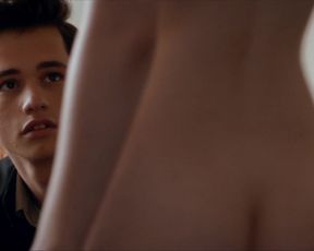 Iulia Alexandra Dinu - Un Pas in Urma Serafimilor (2017) celebrity naked