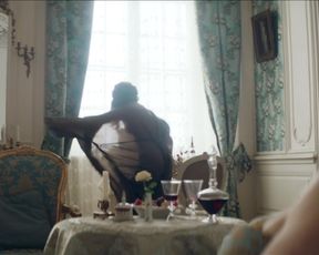 Tuppence Middleton hot - War_and_Peace (2016) (Season 1, Episode 3)