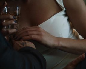 Carmen Ejogo - The Girlfriend Experience s02e04 (2017) sexy hot scene