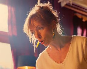 Petra Hrebickova, Julie Spackova - Prilis osobni znamost (2020) Censorship naked video