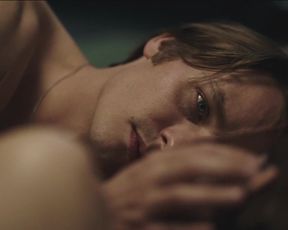 Friederike Becht - Der gleiche Himmel s01e03 (2017) Naked hot video