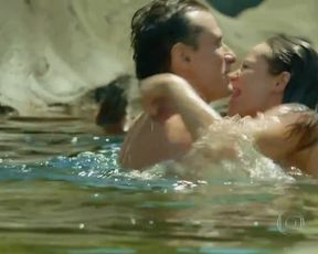 Paolla Oliveira - Felizes Para Sempre s01e04 (2015) Naked actress in a TV movie scene