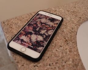 Arielle Fray, Annabelle Lyttle - Blood Falls (2018) Nude movie scene