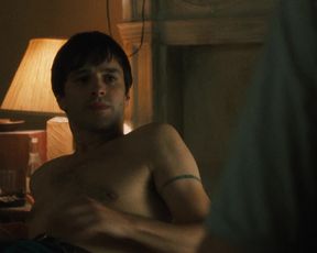 Juno_Temple_-_Vinyl_s01e09 (2016)