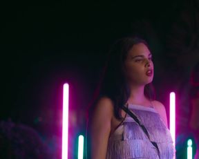 Lucia Uribe, Tessa Ia nude - Unstoppable (Desenfrenadas) (2020)  (Season 1, Episode 8)