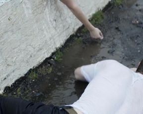 Maika Monroe - Bokeh (2017) Nude actress