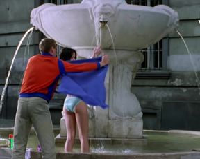 Agnieszka Krukowna, Ewa Gorzelak - Farba (1993) Naked sexy videos