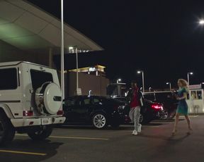 Frankie Shaw, Samara Weaving - SMILF s01e03 (2017) Naked actress in a TV movie scene