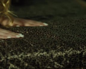 Marjorie Bresler, Natalia Dal Molin - Hard s01e02 (2020) Hot celebs scenes