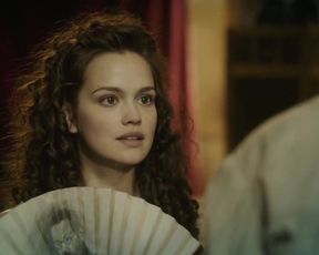 Sexy Emilia Schüle nude, Alicia von Rittberg naked - Charité S01E01-02 (2017) 