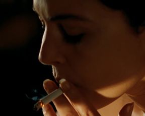 Hot celebs video Monica Bellucci - Malena (2000) 