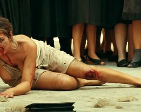 Hot celebs video Monica Bellucci - Malena (2000) 